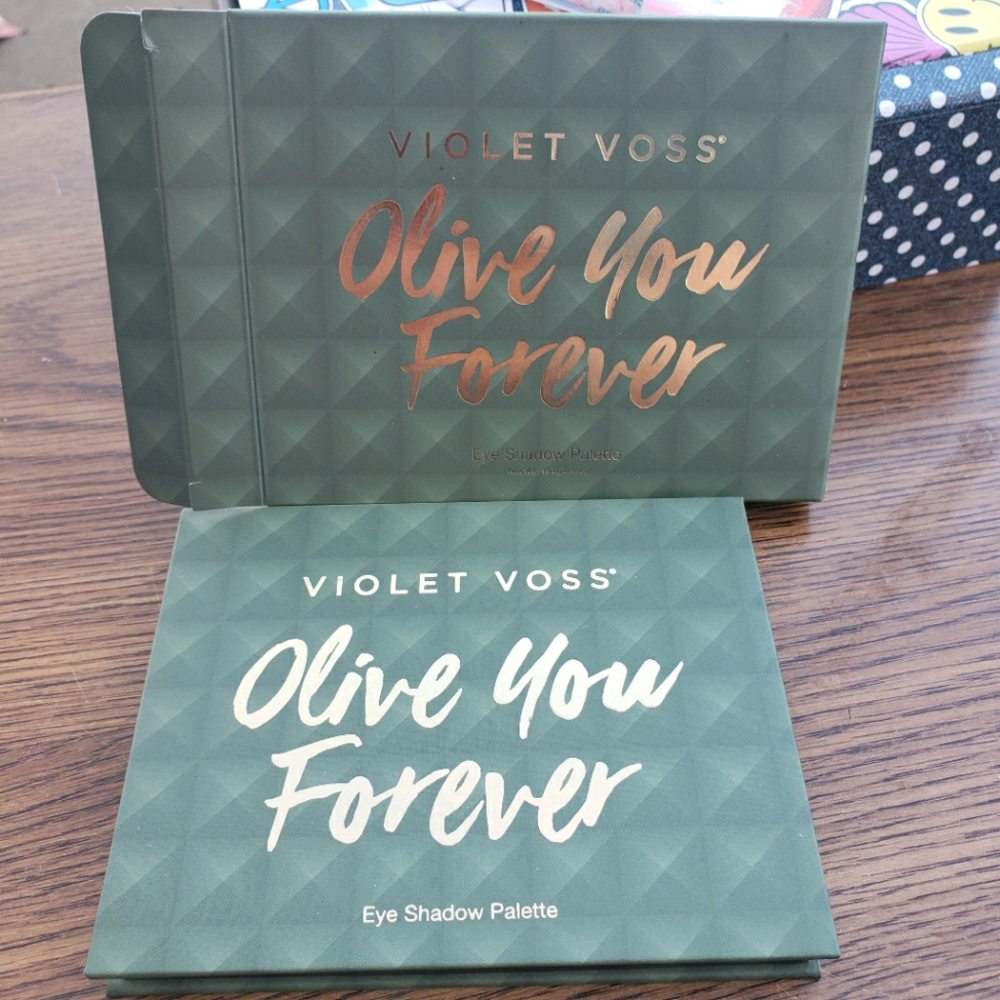 Violet Voss Olive You Forever Eyeshadow Palette